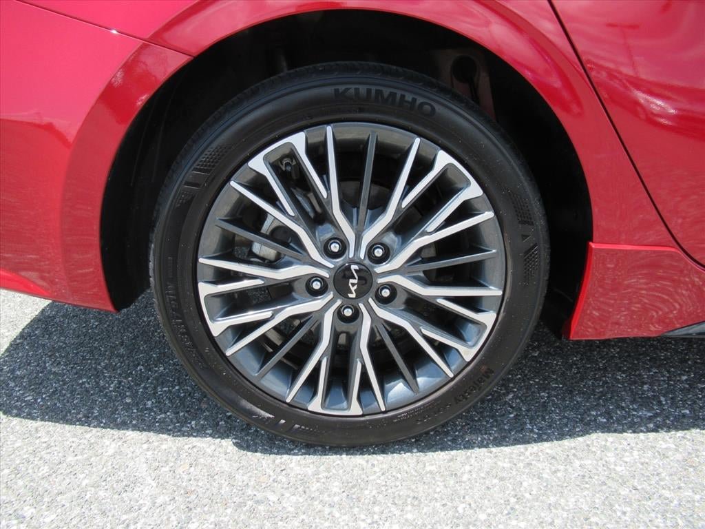 Used 2024 Kia Forte GT-Line FWD image 8