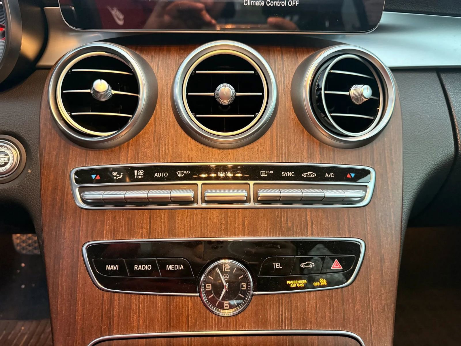 Used 2019 Mercedes-Benz C 300 Sedan w/ Premium Package image 22