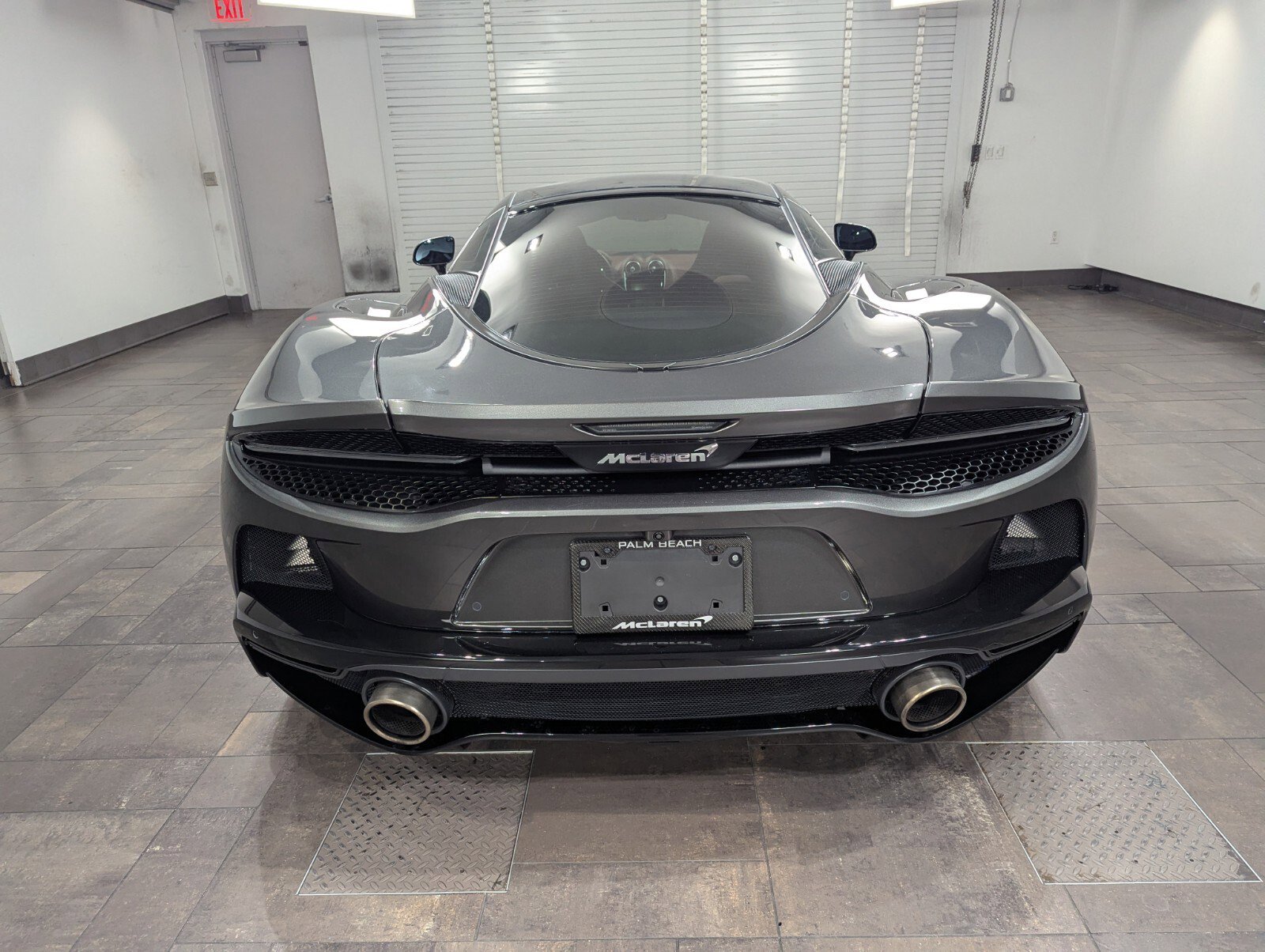 Used 2022 McLaren GT image 5