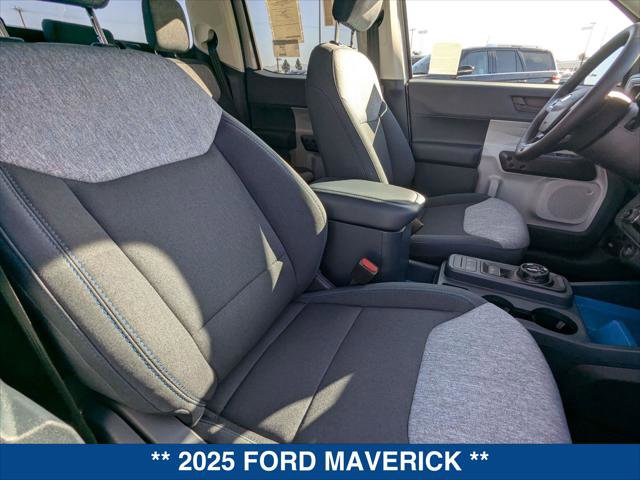 New 2025 Ford Maverick XLT w/ XLT Luxury Package image 18