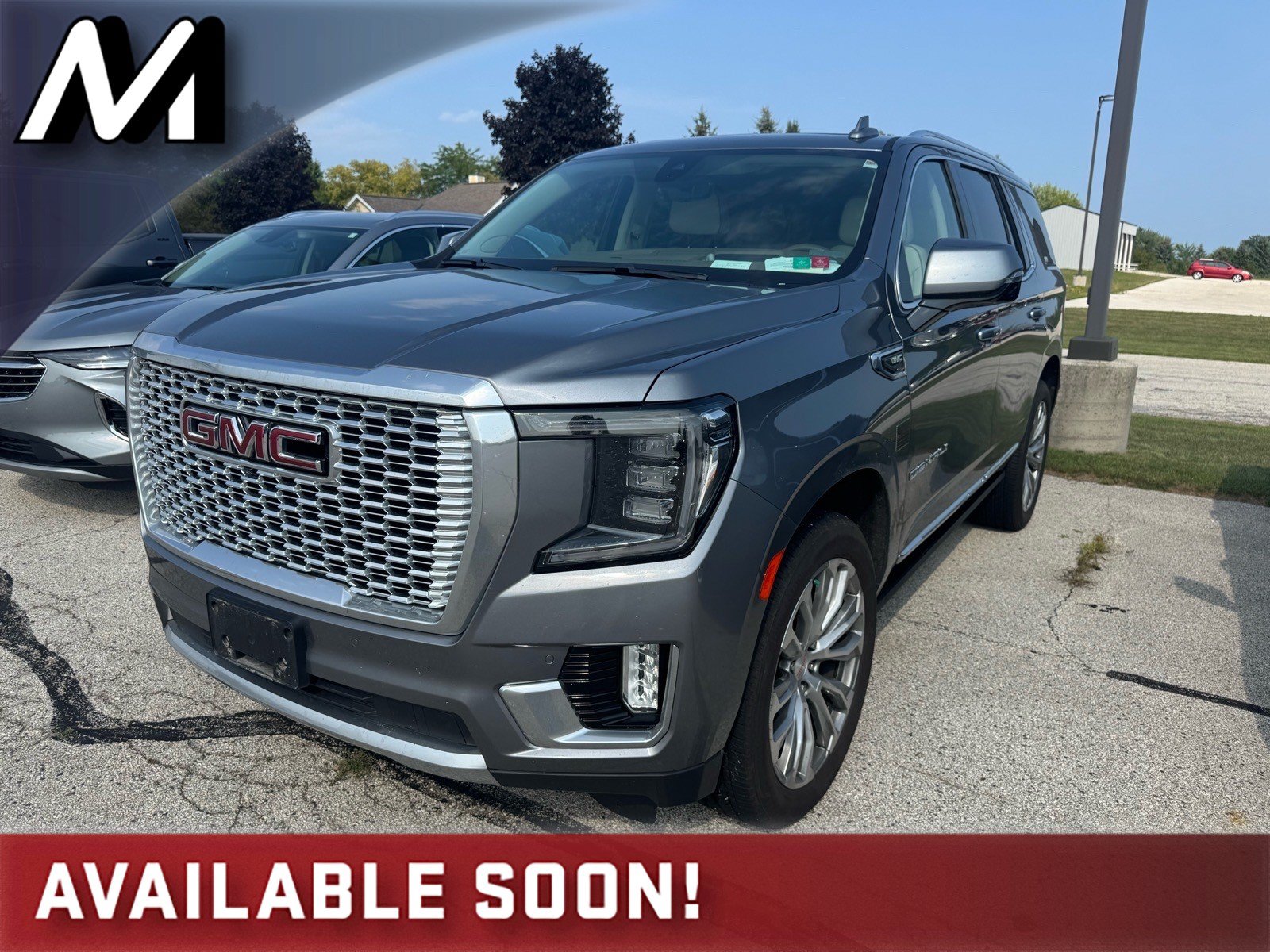 Used 2021 GMC Yukon Denali w/ Denali Premium Package AWD/4WD image 1