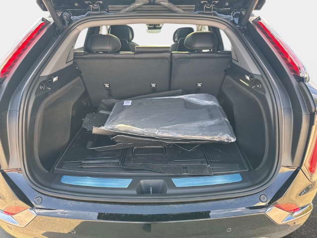 New 2027 Cadillac Optiq Sport w/ LPO, Floor Liner Package AWD/4WD image 5