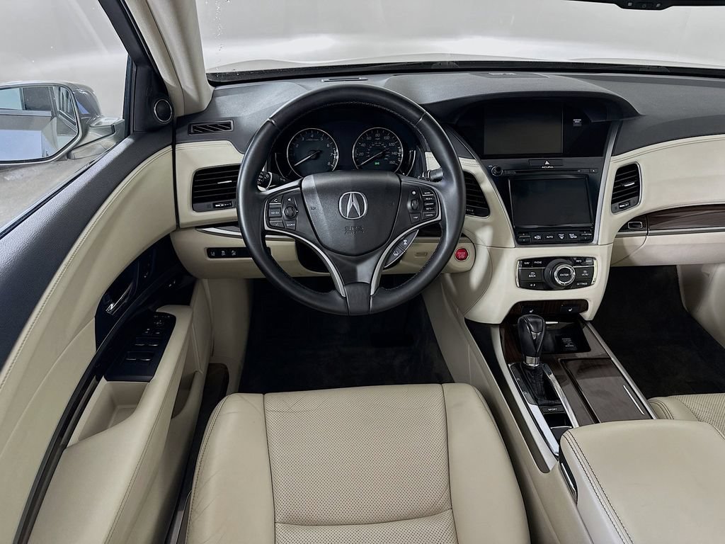 Used 2017 Acura RLX w/ Technology Package FWD image 4