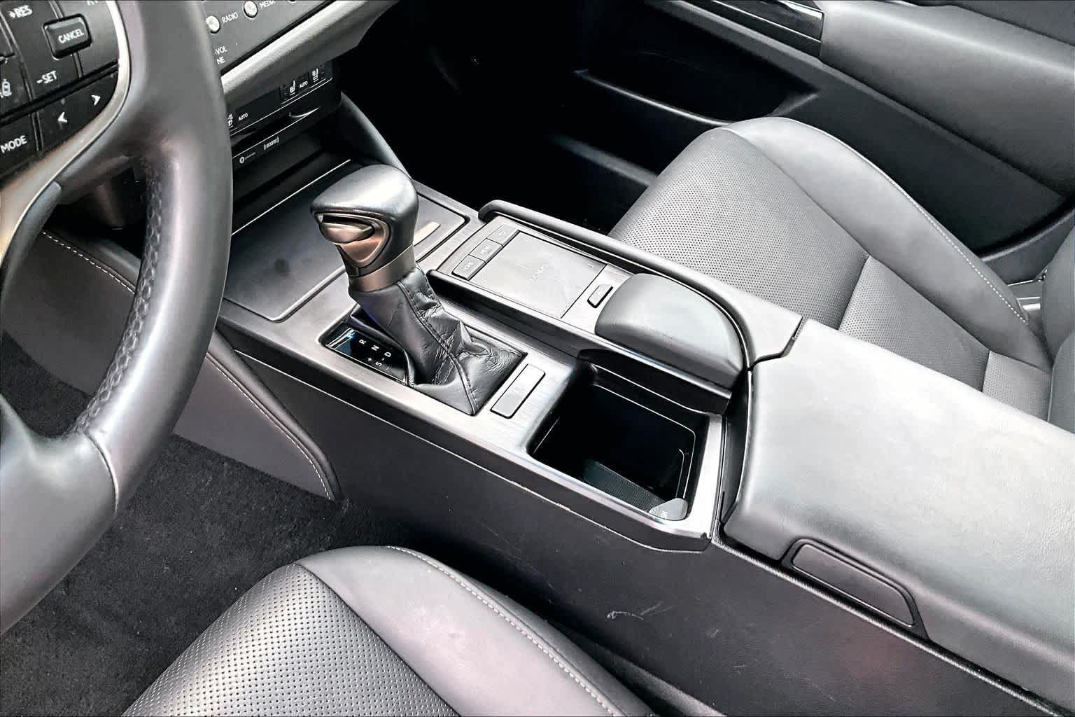 Used 2022 Lexus ES 350 w/ Premium Package FWD image 17