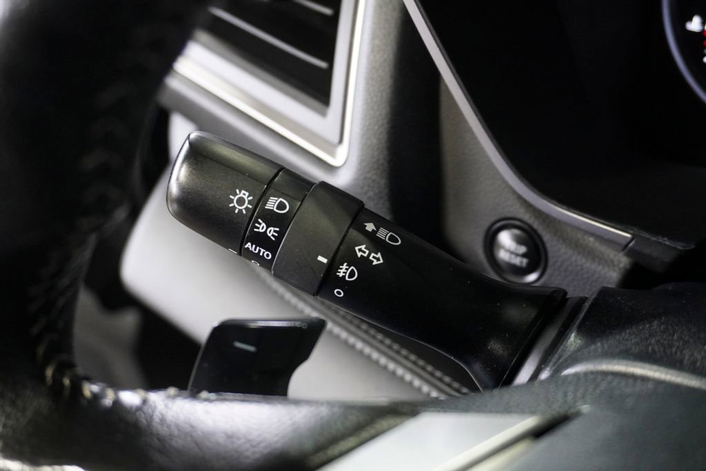 Used 2024 Subaru Ascent Limited image 24