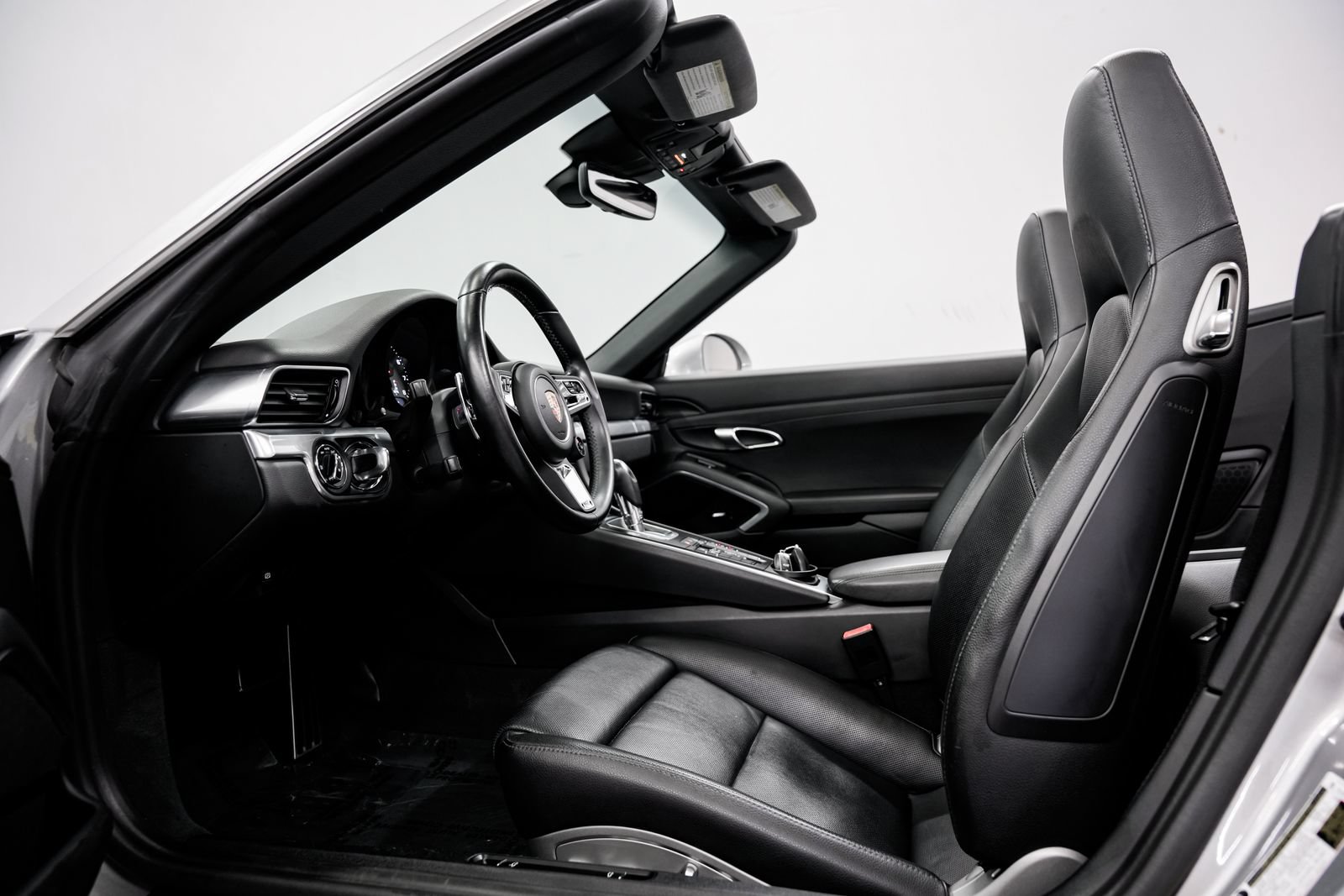 Used 2018 Porsche 911 Carrera S RWD image 19