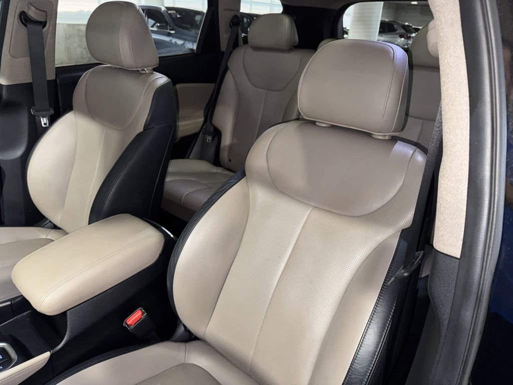 Used 2019 Hyundai Santa Fe FWD image 33