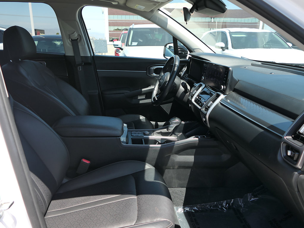 Used 2023 Kia Sorento S w/ Panoramic Sunroof Package FWD image 27
