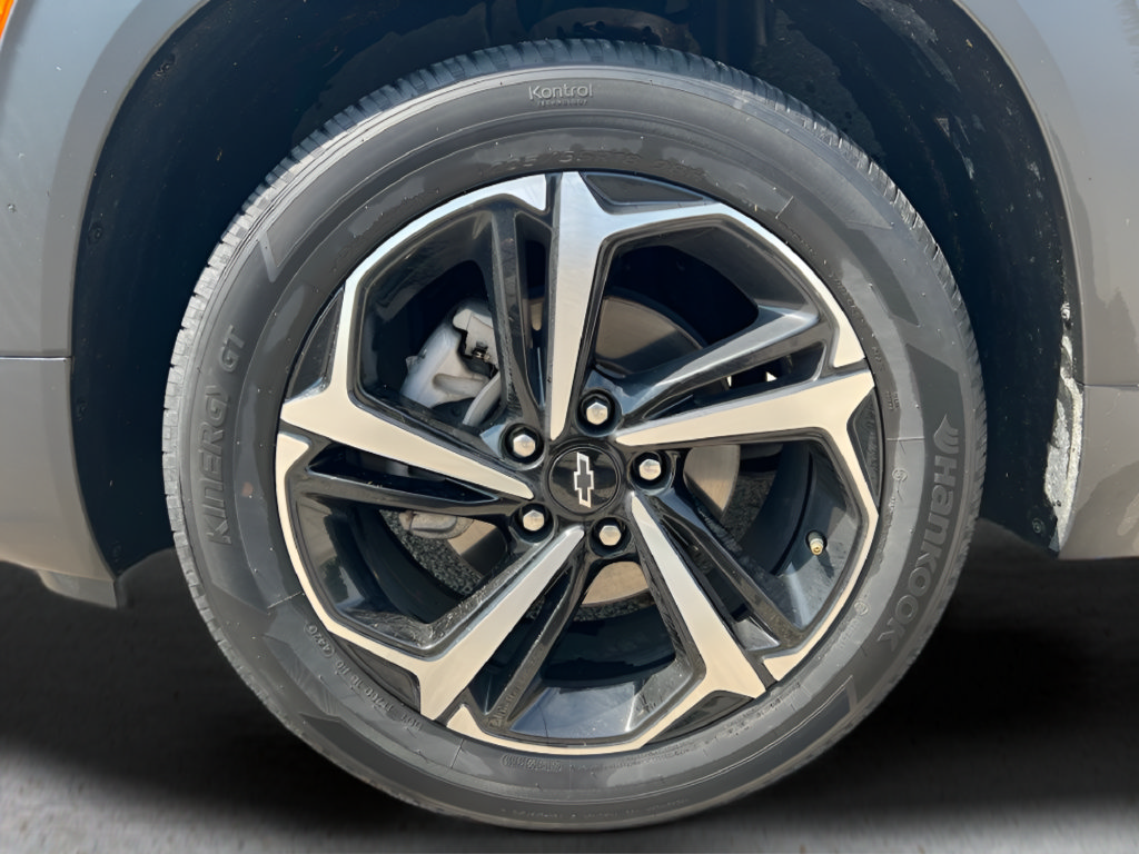 Used 2021 Chevrolet TrailBlazer RS w/ Convenience Package FWD image 32