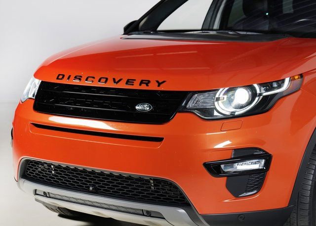 Used 2017 Land Rover Discovery Sport HSE image 24