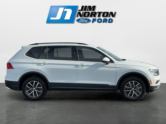 Used 2021 Volkswagen Tiguan S image 2