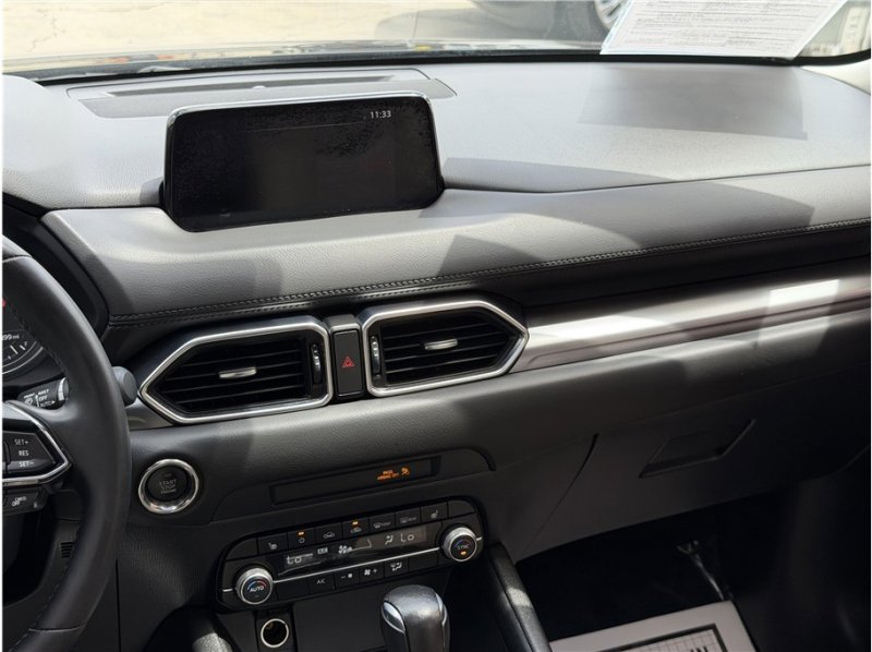 Used 2019 MAZDA CX-5 Touring FWD image 39