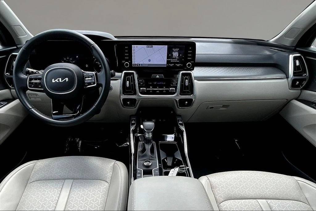 Certified 2023 Kia Sorento SX AWD/4WD image 7