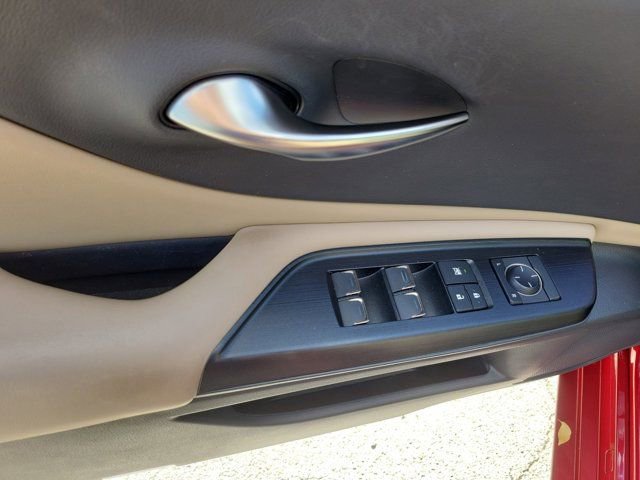 Used 2021 Lexus ES 350 w/ Accessory Package image 19