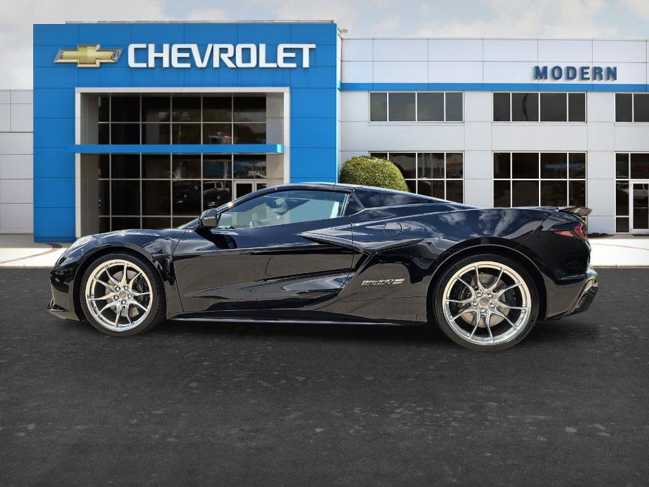 New 2027 Chevrolet Corvette Grand Sport w/ Z52 Sport Performance Package RWD image 2