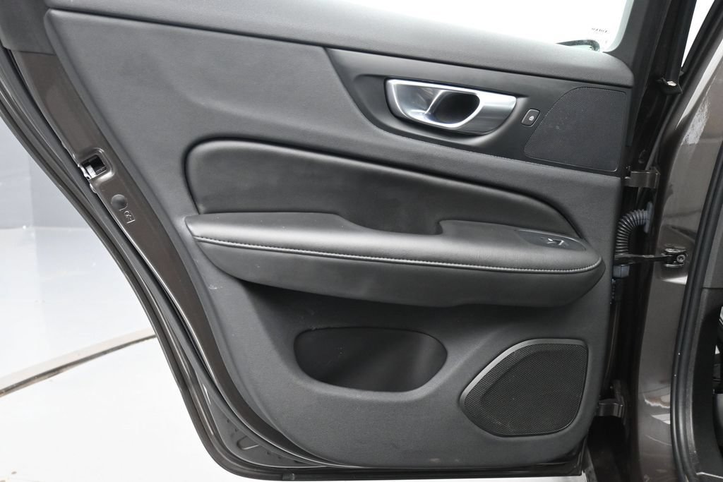 Used 2024 Volvo S60 B5 Plus AWD/4WD image 20