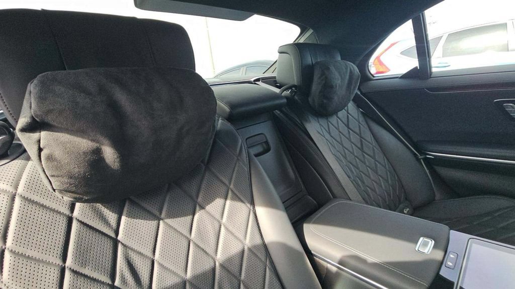 Used 2021 Mercedes-Benz S 580 4MATIC Sedan w/ Warmth & Comfort Package image 12