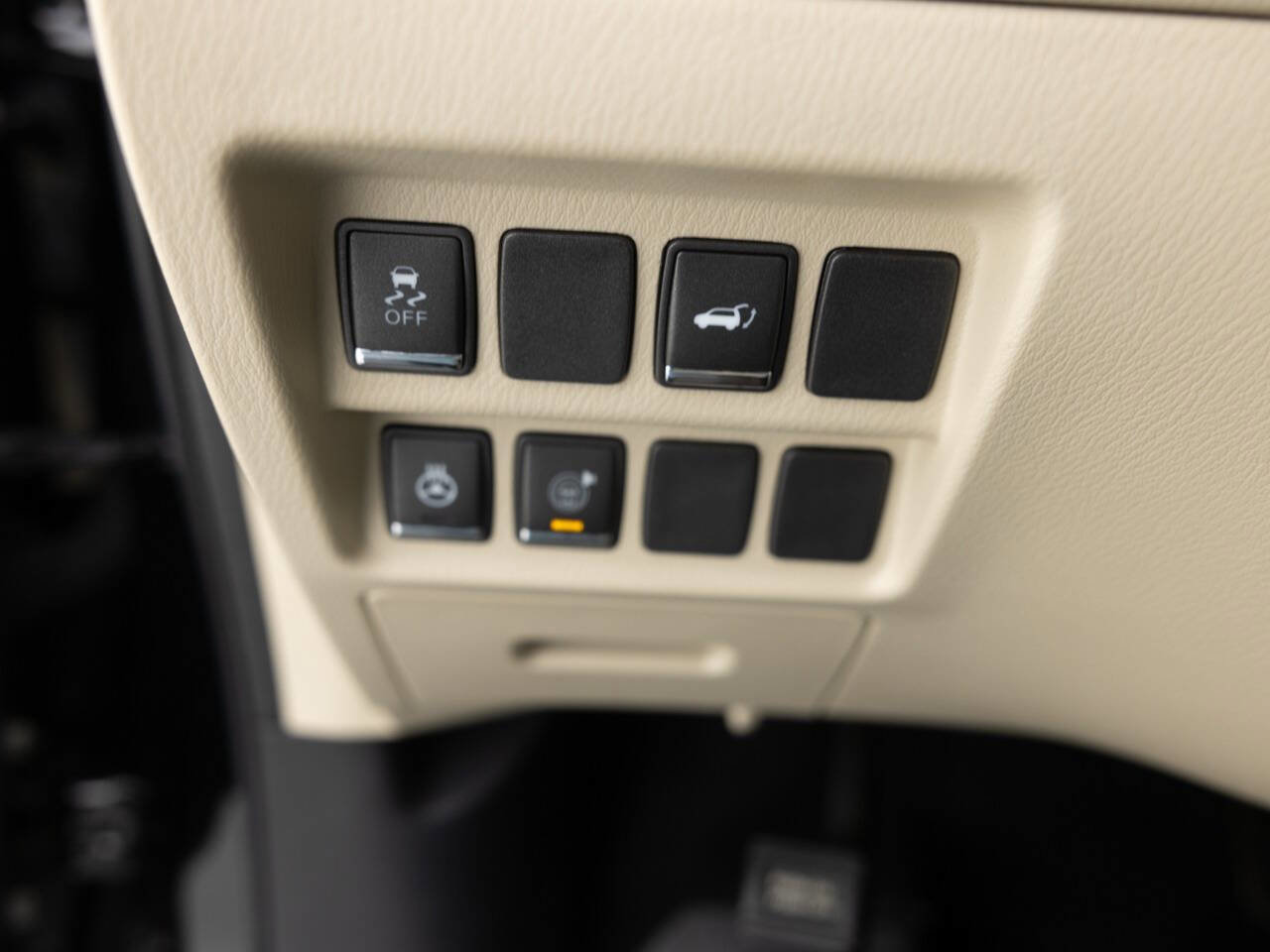 Used 2019 INFINITI QX60 Luxe w/ Essential Package image 38