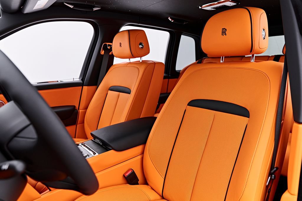 Used 2026 Rolls-Royce Cullinan AWD/4WD image 59