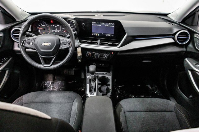 Used 2024 Chevrolet Trax LS image 24