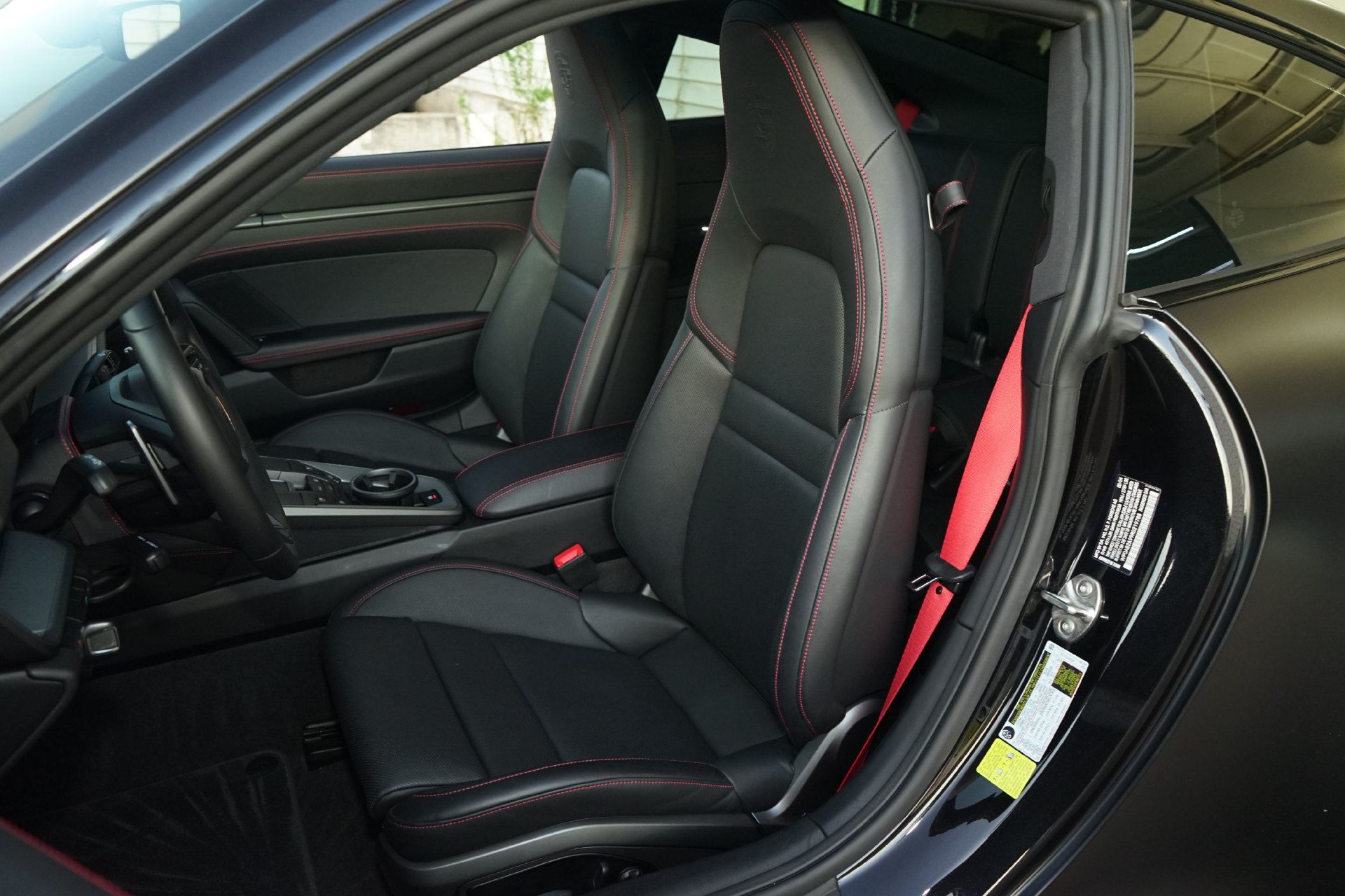 Used 2024 Porsche 911 Carrera S w/ Sport Package RWD image 3