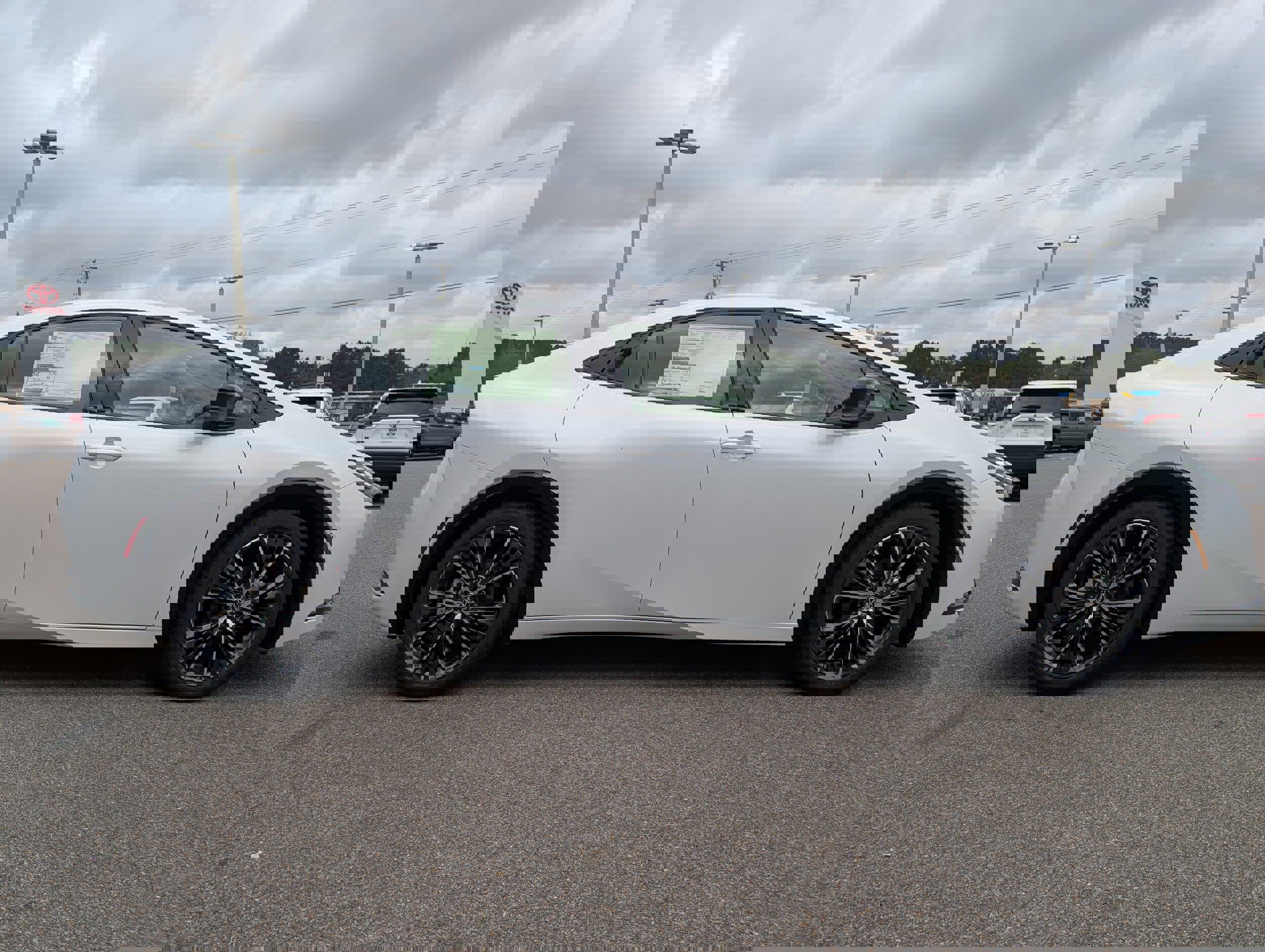 New 2026 Toyota Prius XLE image 7