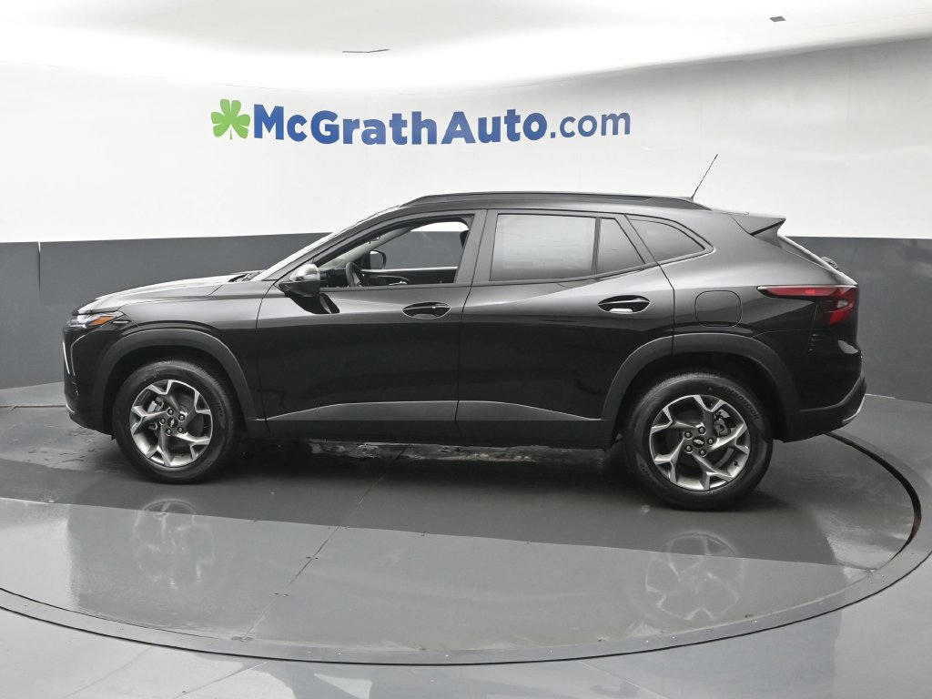 New 2026 Chevrolet Trax LT w/ Driver Confidence Package FWD image 23