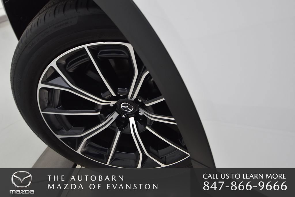 Certified 2025 MAZDA CX-70 Plug-In Hybrid w/ Premium Plus image 35