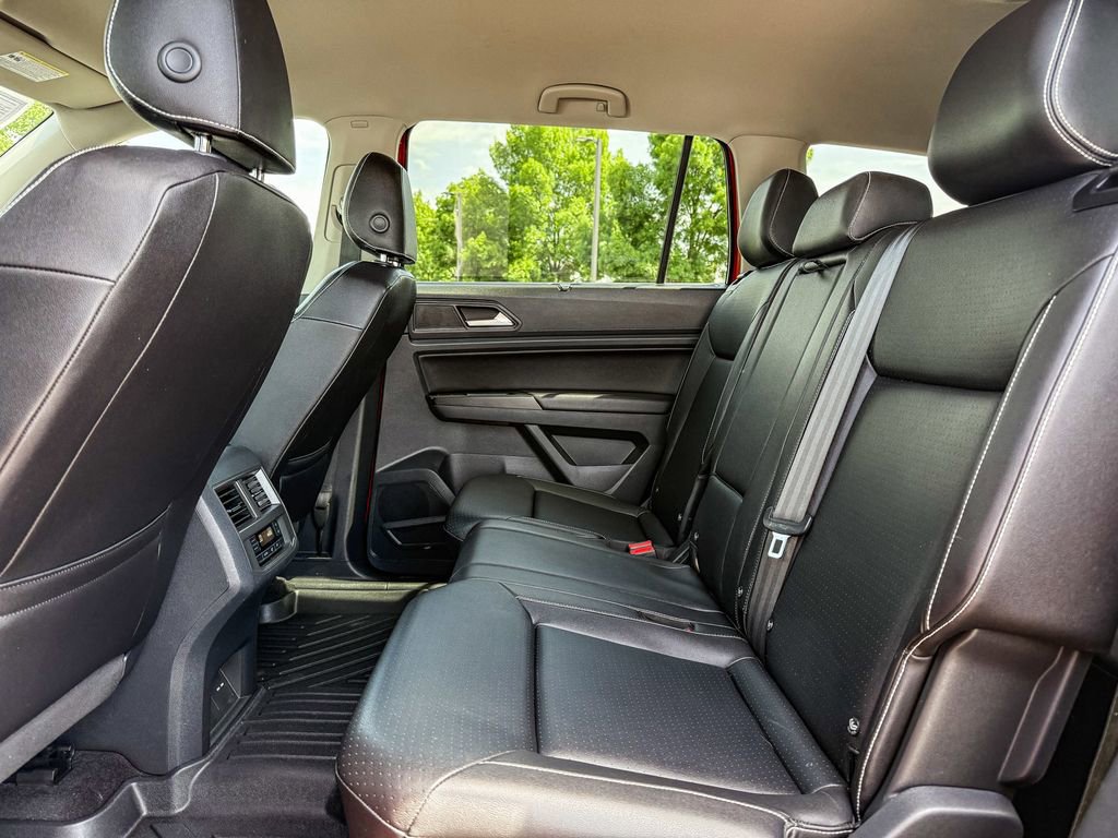 Used 2021 Volkswagen Atlas SE w/ Towing Package AWD/4WD image 18