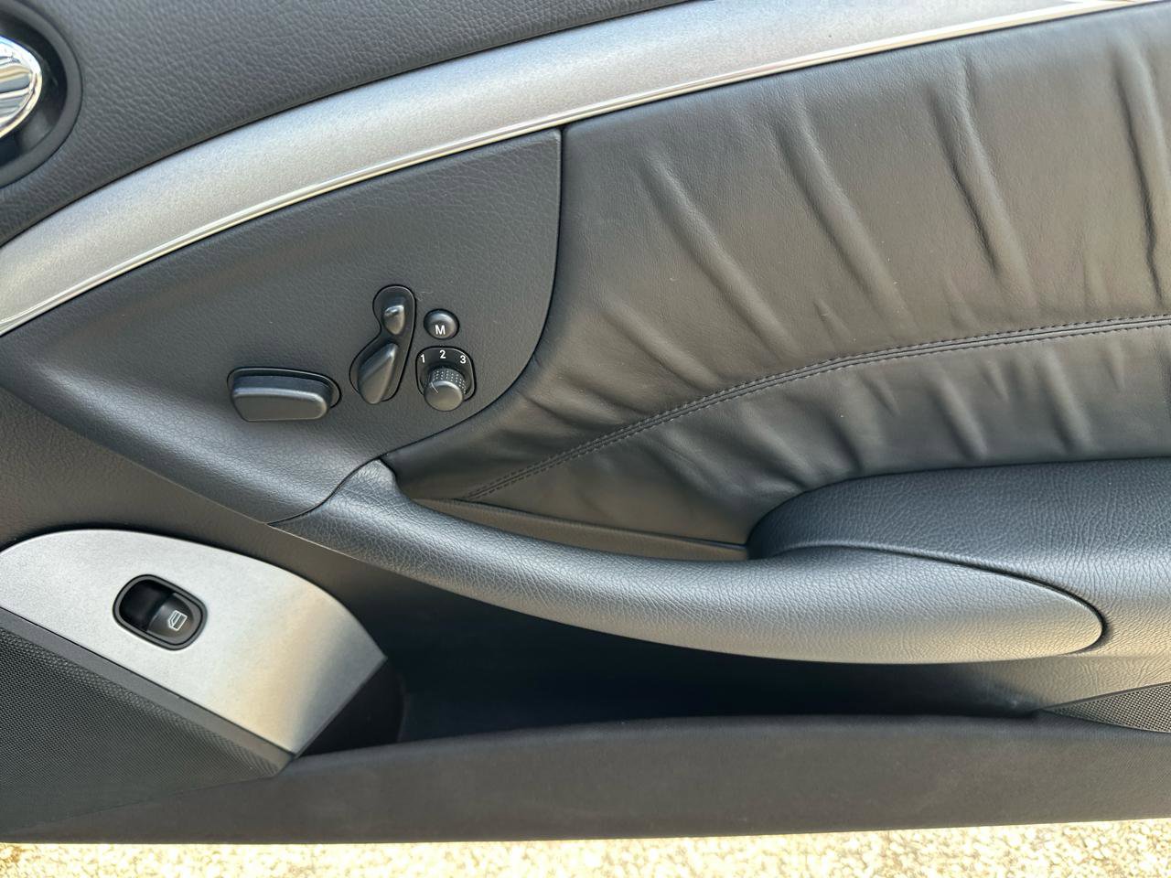 Used 2008 Mercedes-Benz CLK 63 AMG Cabriolet image 23