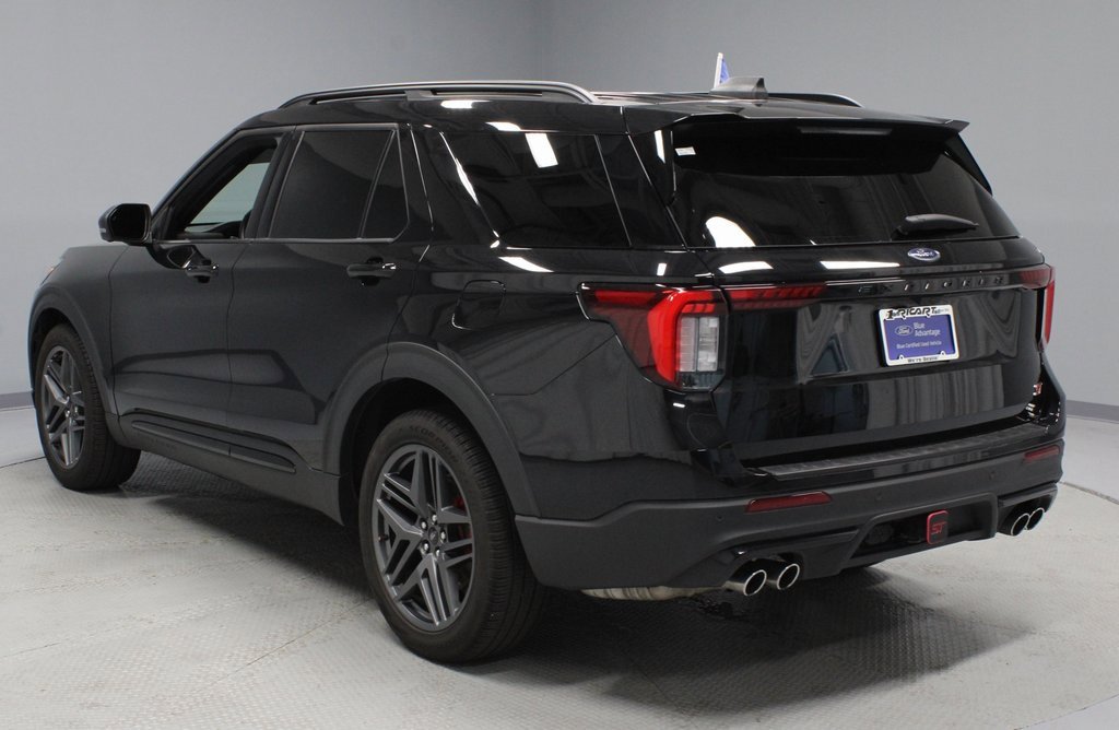 Certified 2025 Ford Explorer ST image 10