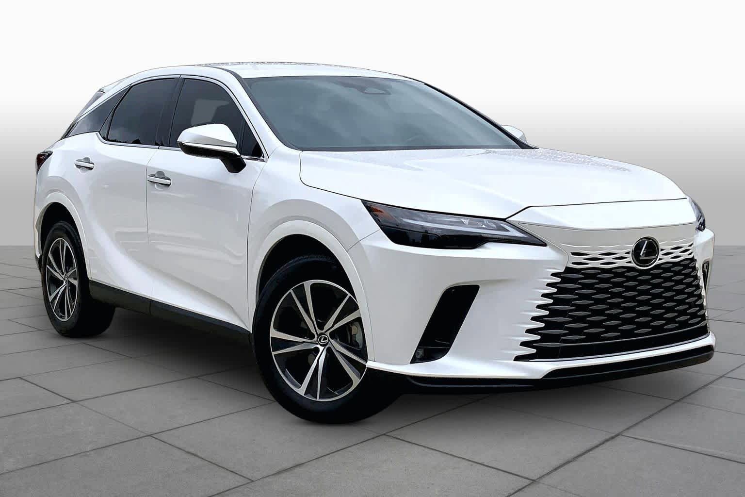 Used 2024 Lexus RX 350 FWD image 3