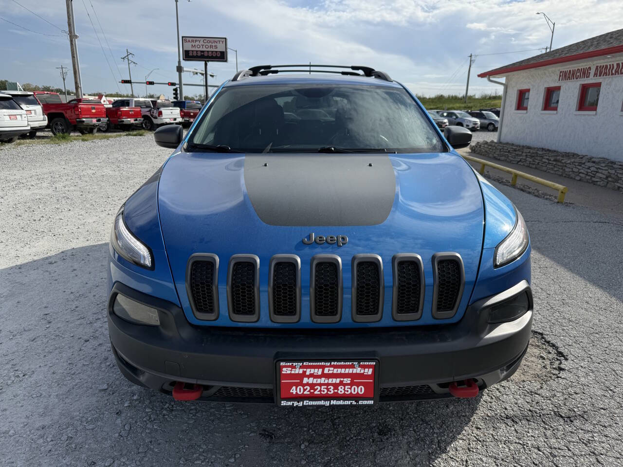 Used 2017 Jeep Cherokee Trailhawk w/ Cold Weather Group image 8