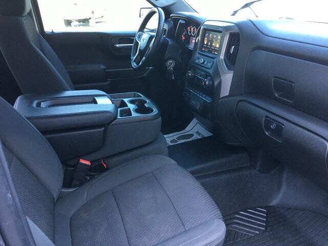 Used 2021 Chevrolet Silverado 1500 Custom Trail Boss w/ Midnight Edition AWD/4WD image 22