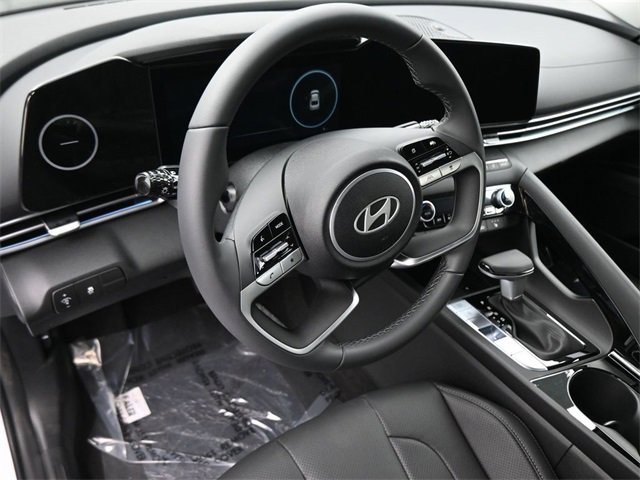 New 2026 Hyundai Elantra Limited image 16