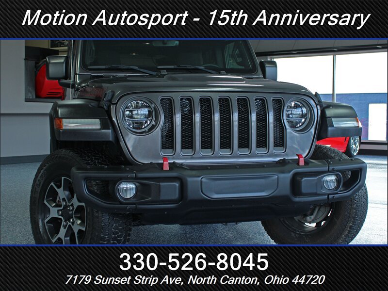 Used 2018 Jeep Wrangler Unlimited Rubicon w/ Dual Top Group AWD/4WD image 43