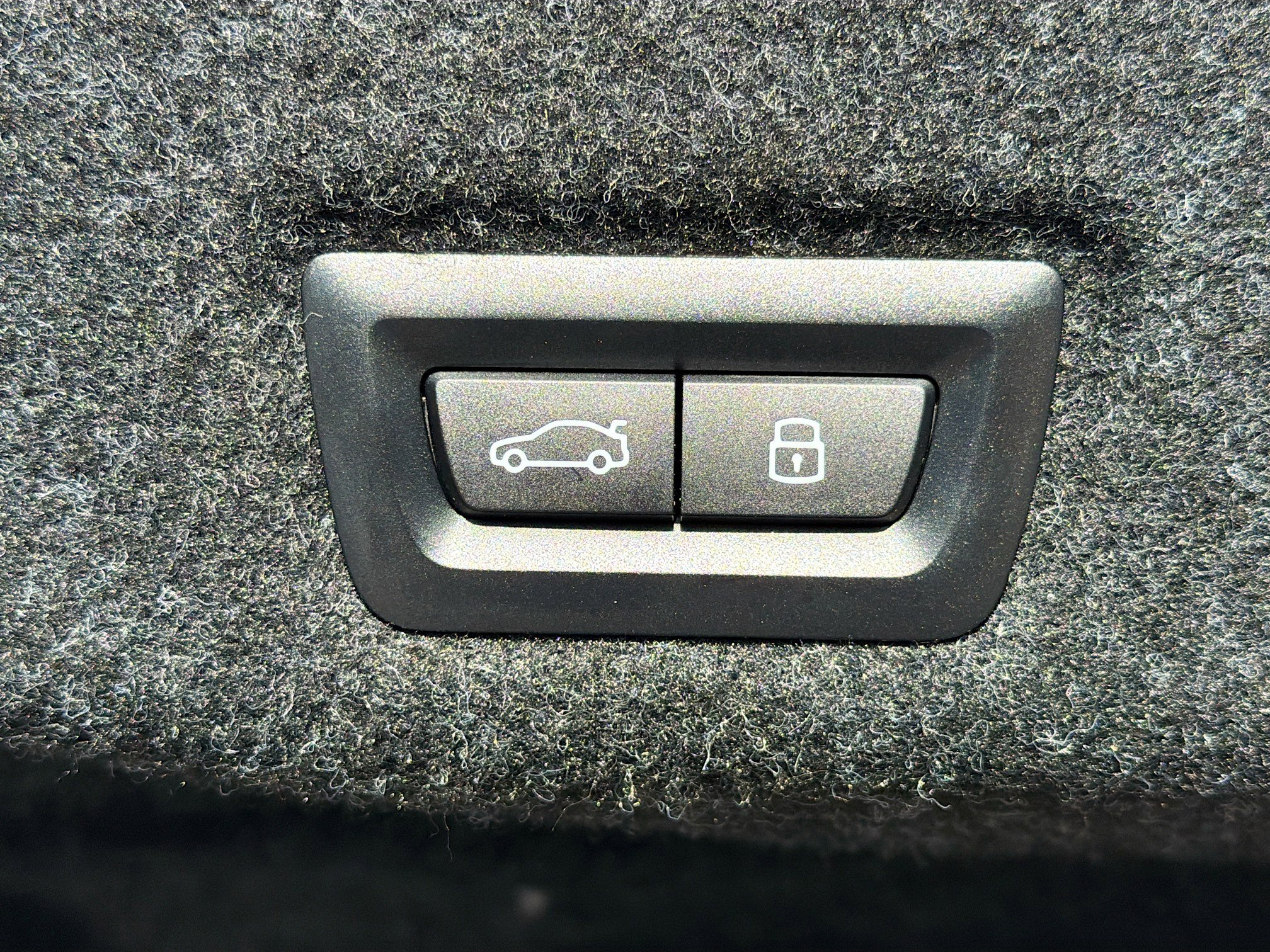 Used 2025 BMW 530i image 13