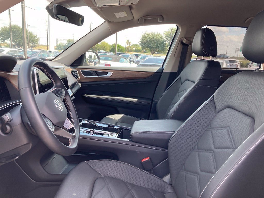 Used 2026 Volkswagen Atlas SE AWD/4WD image 12