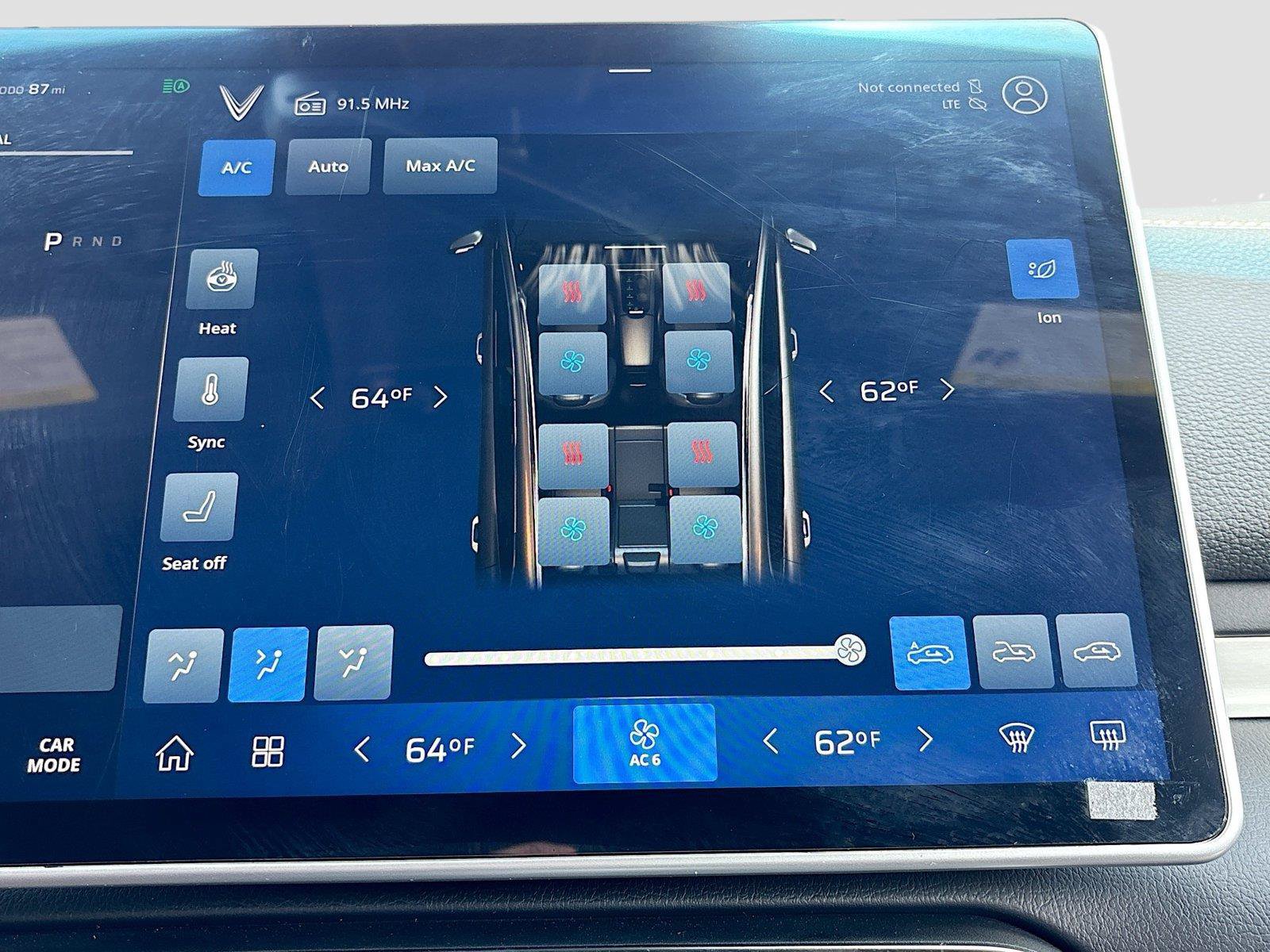 New 2025 VinFast VF 8 Plus AWD/4WD image 15