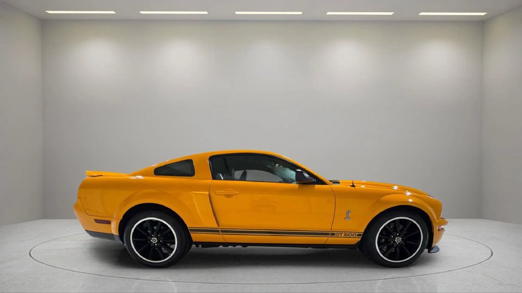 Used 2007 Ford Mustang Shelby GT500 RWD image 2