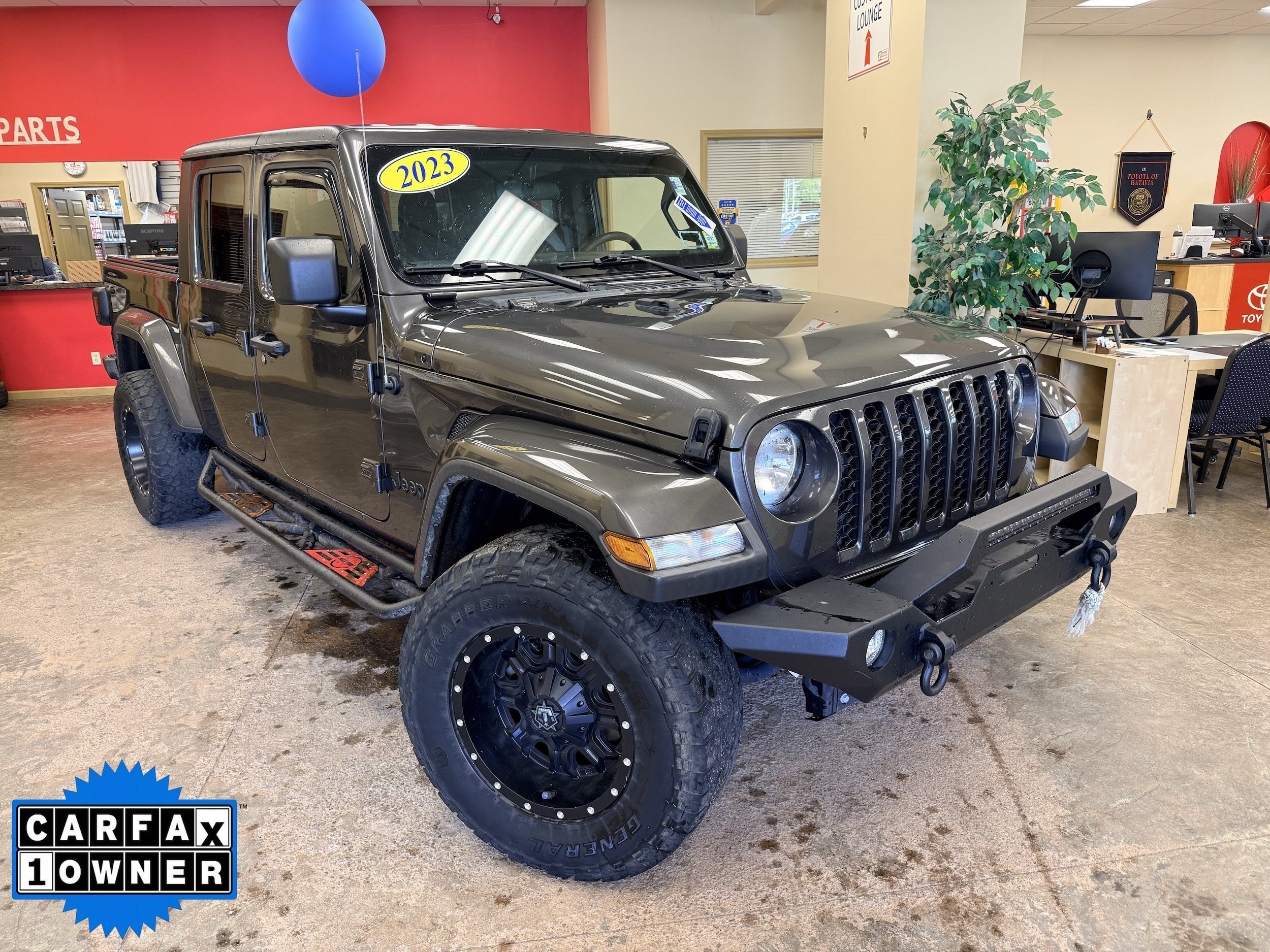 Used 2023 Jeep Gladiator Sport
