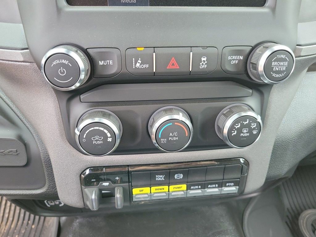 New 2024 RAM 5500 Tradesman w/ Safety Group image 7