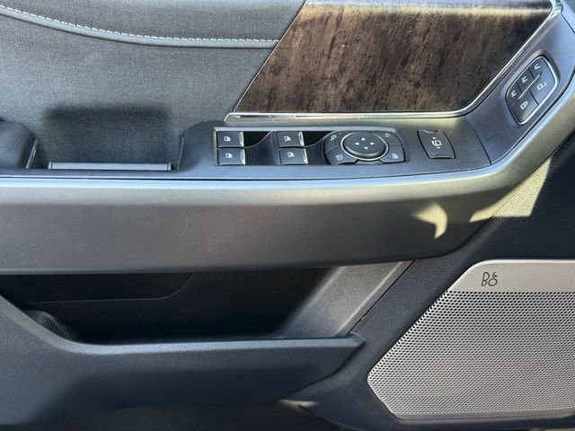 Certified 2025 Ford F250 Lariat w/ Black Appearance Package AWD/4WD image 25