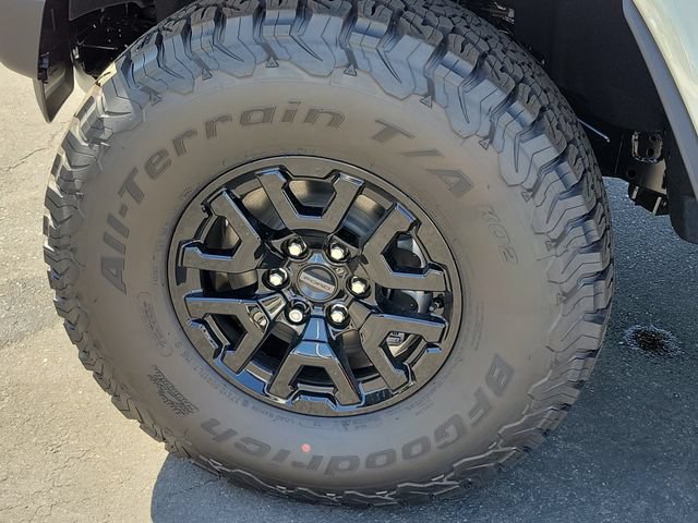 New 2026 Ford Bronco Raptor w/ Interior Carbon Fiber Pack AWD/4WD image 6