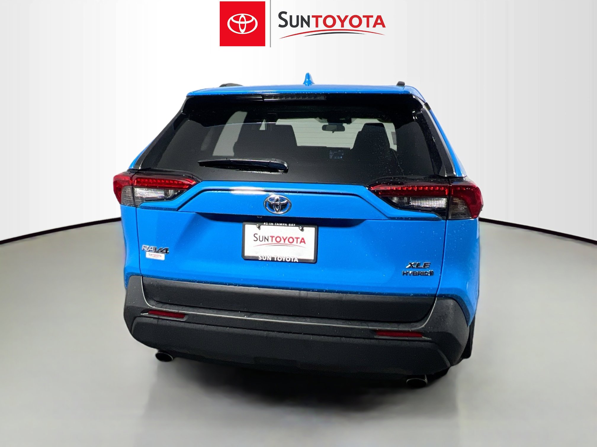 Used 2020 Toyota RAV4 XLE w/ Convenience Package AWD/4WD image 5