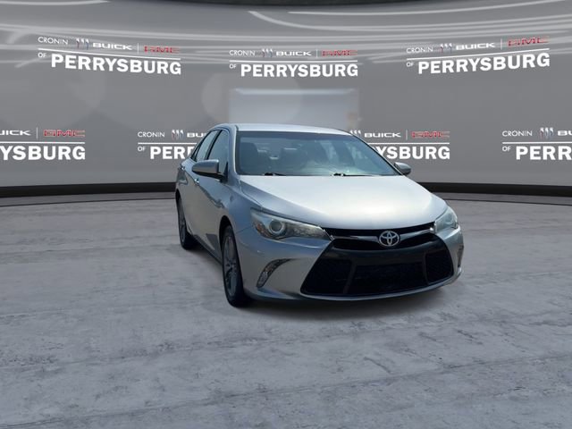 Used 2016 Toyota Camry SE FWD image 2