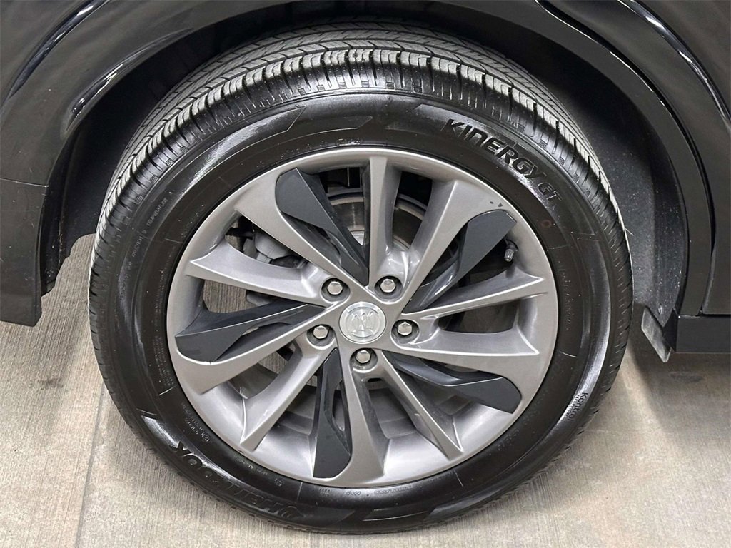 Used 2021 Buick Encore GX Select w/ Sport Touring Package image 12