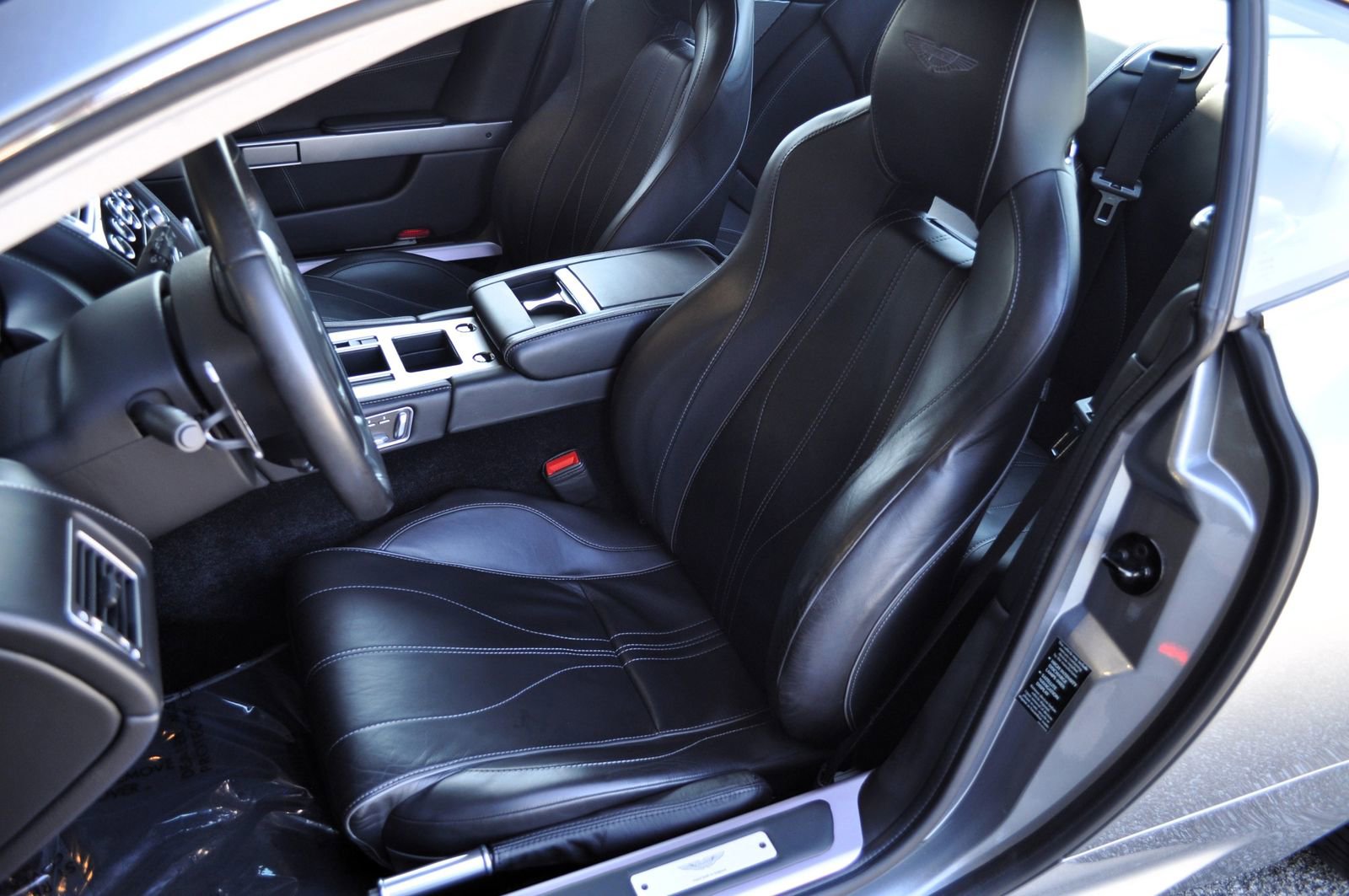 Used 2012 Aston Martin Virage Coupe RWD image 30