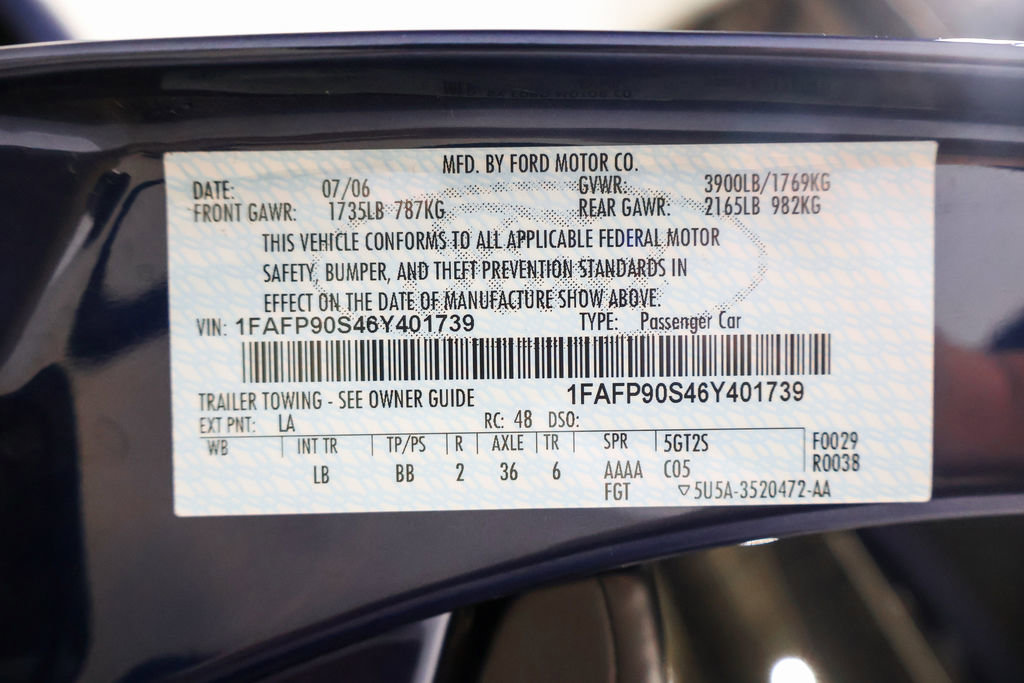 Used 2006 Ford GT RWD image 92