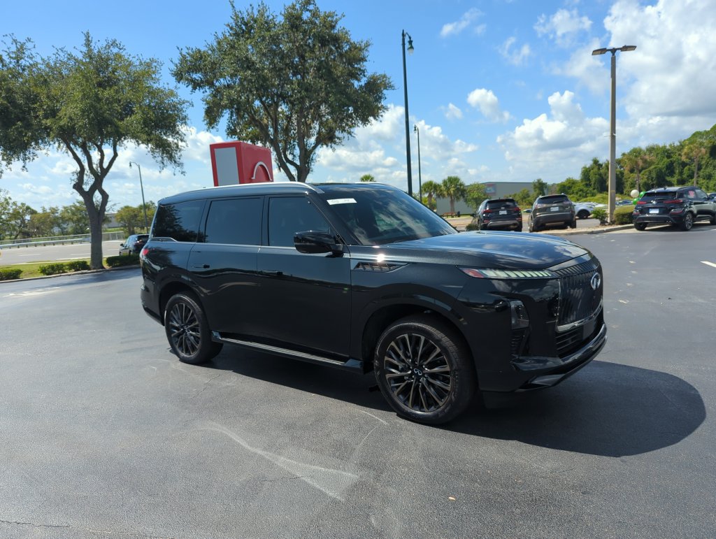 Used 2025 INFINITI QX80 Autograph